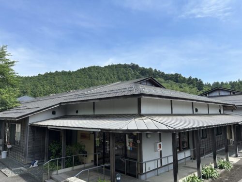 画像２：古民家風の南高麗福祉センター