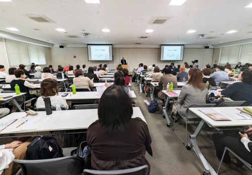 (画像アイキャッチ兼用:会場には約250人が訪れた)